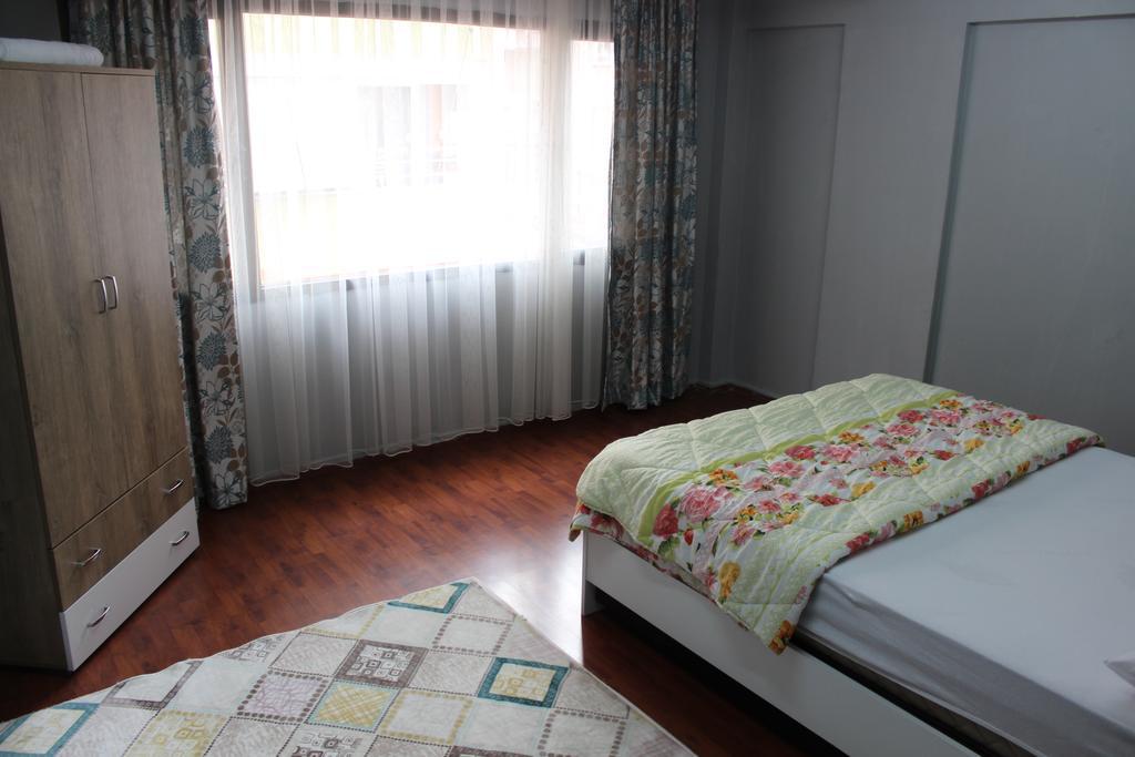 Carsi Apart Измир Екстериор снимка